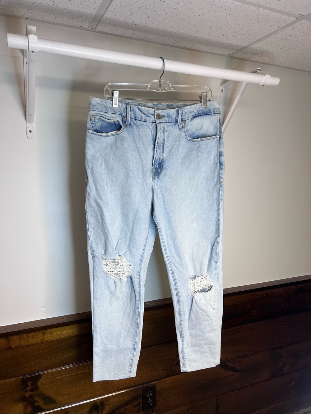 Good American Cropped Light Blue Ripped Jeans- 12 SHORT